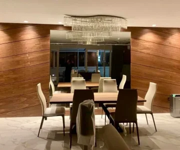 Gallery8